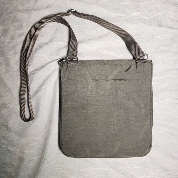 Baggallini Purse Crossbody Bag Travel Pockets Multi Pocket Medium Gray - Picture 2 of 9